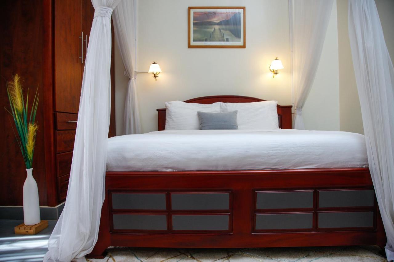 Fred And Winnie Bnb Kampala Exterior photo